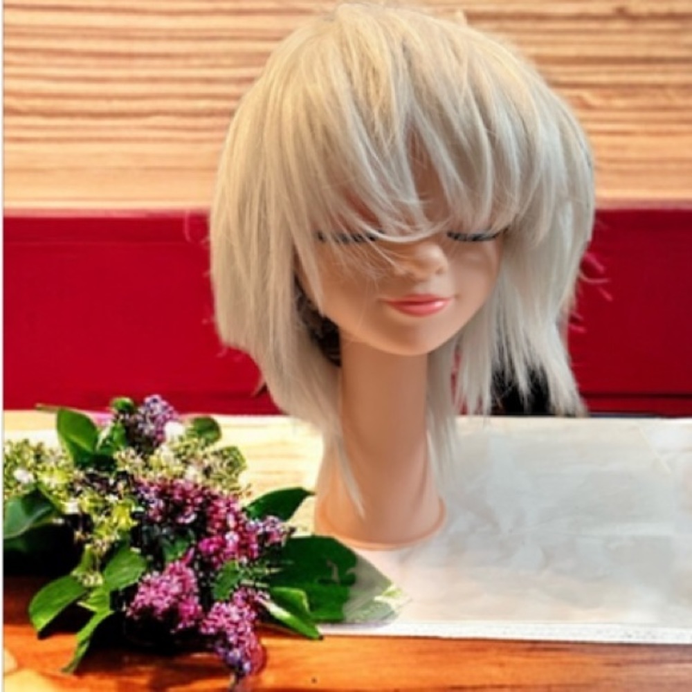ASSIST Basic Gray Bob Wig with Bang Style ASB-PS01 Full Cap Cosmic Synthetic Wig